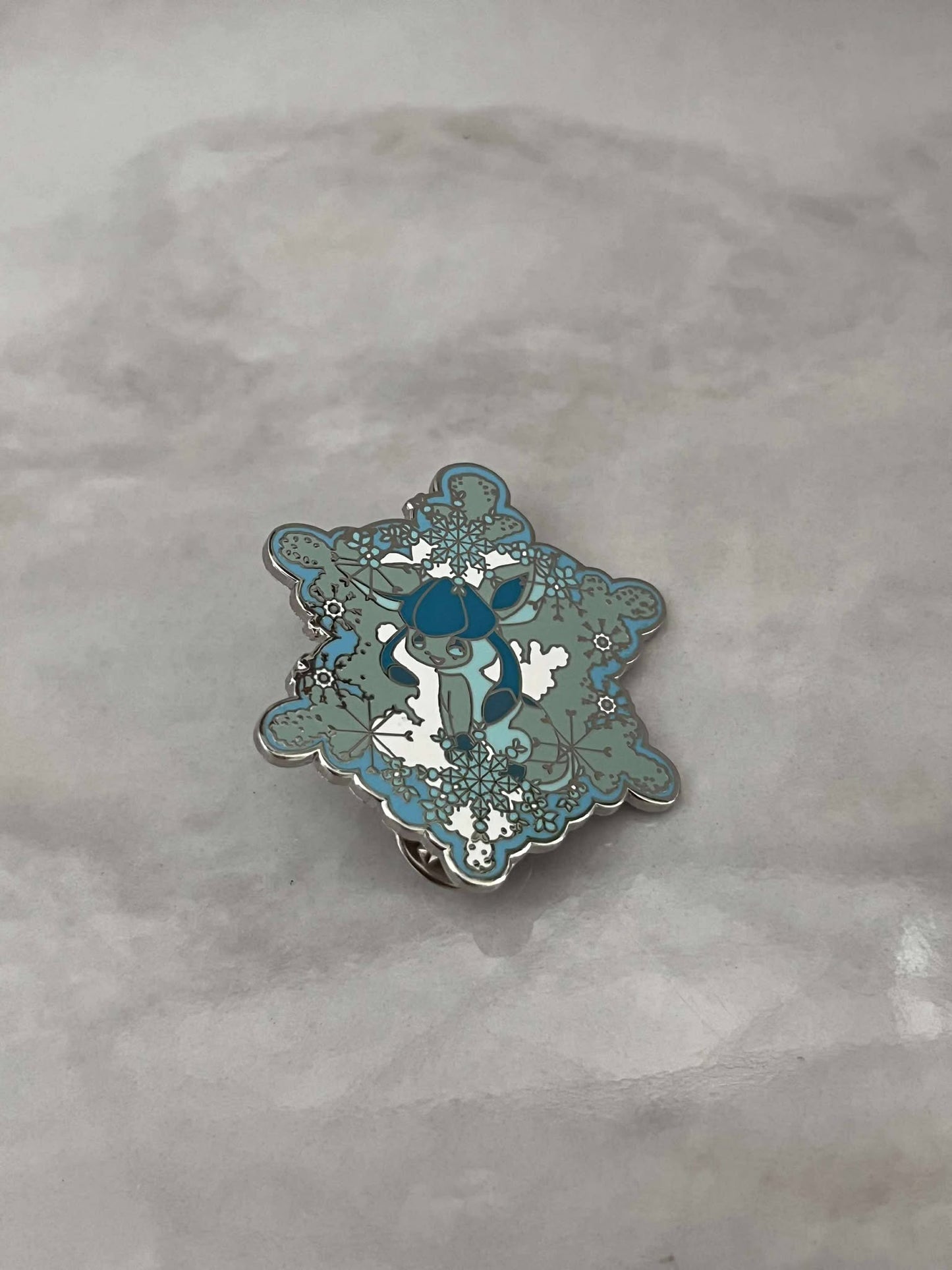 Glaceon Hard Enamel Pin Eeveelutions "Lace & Flowers" Collection