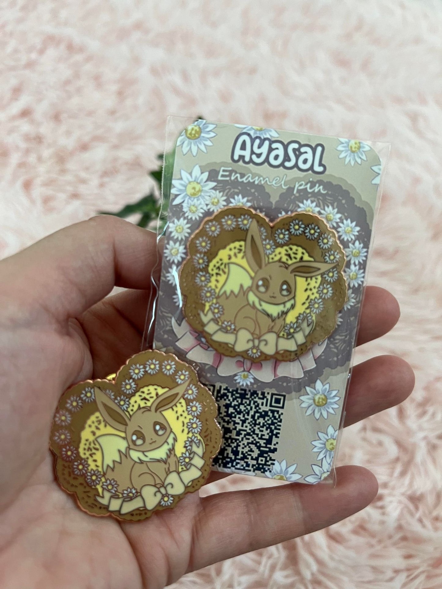 Eevee Hard Enamel Pin Eeveelutions "Lace & Flowers" Collection