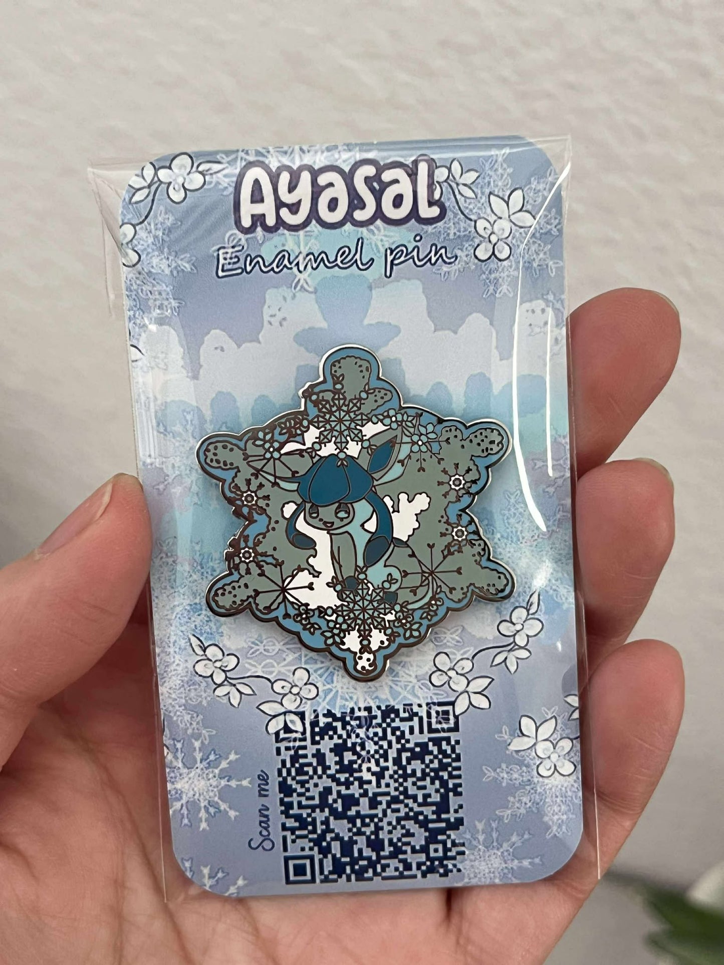 Glaceon Hard Enamel Pin  Eeveelutions  "Lace & Flowers" Collection