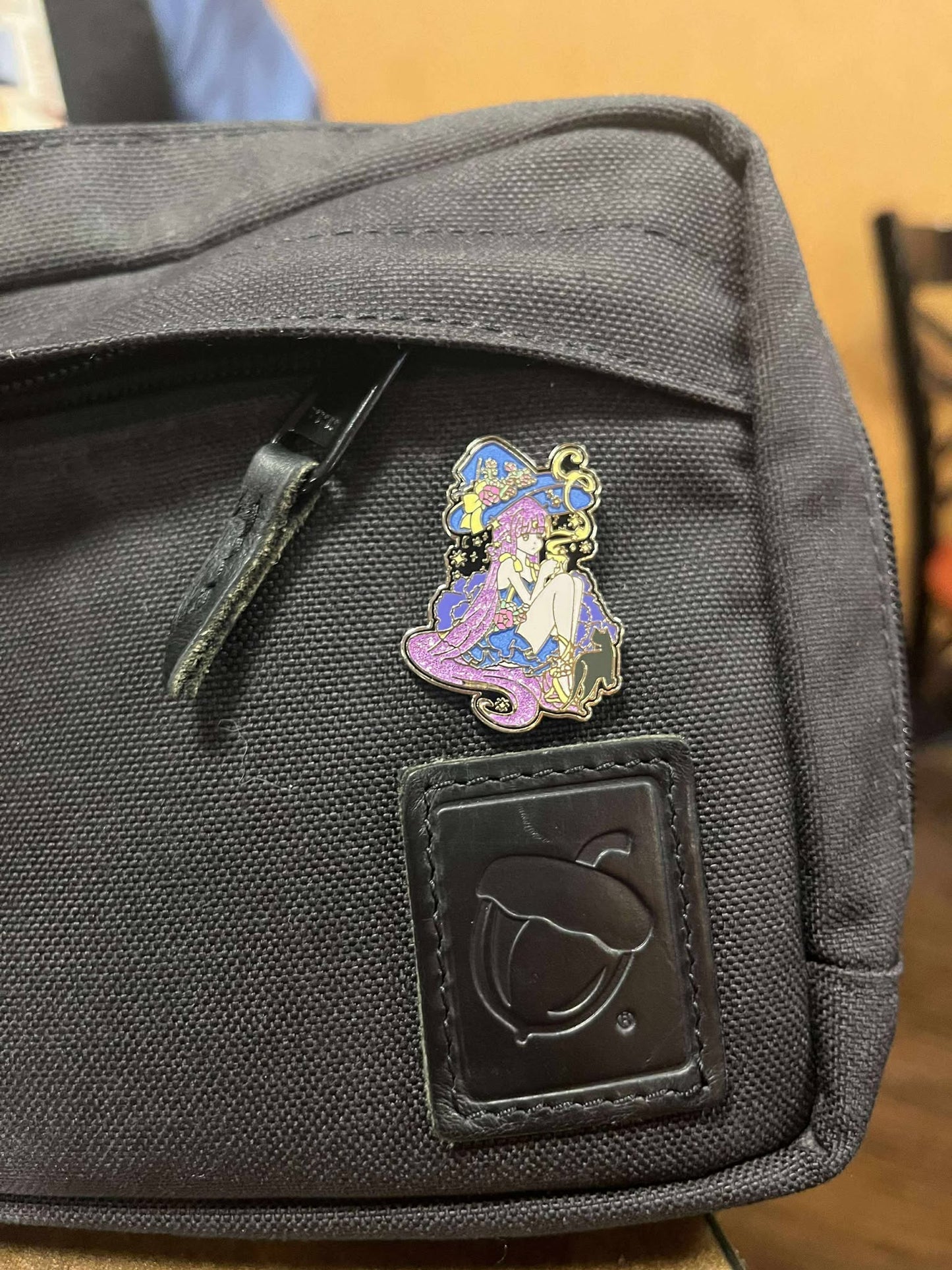 October Witch Enamel Pin [Original]