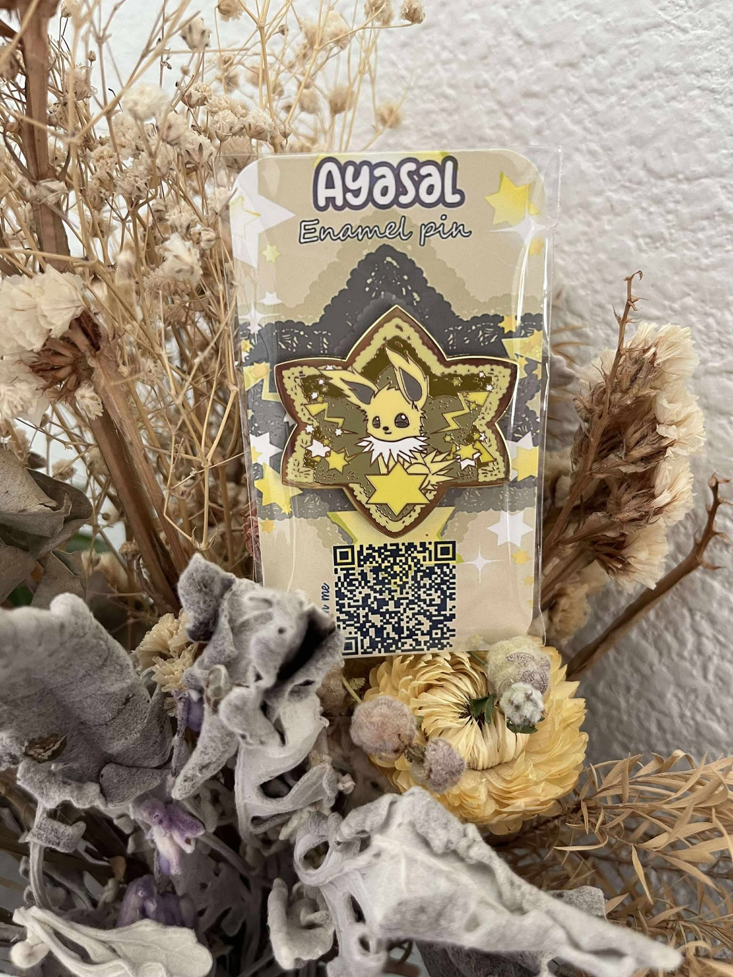 Jolteon Hard Enamel Pin  Eeveelutions  "Lace & Flowers" Collection