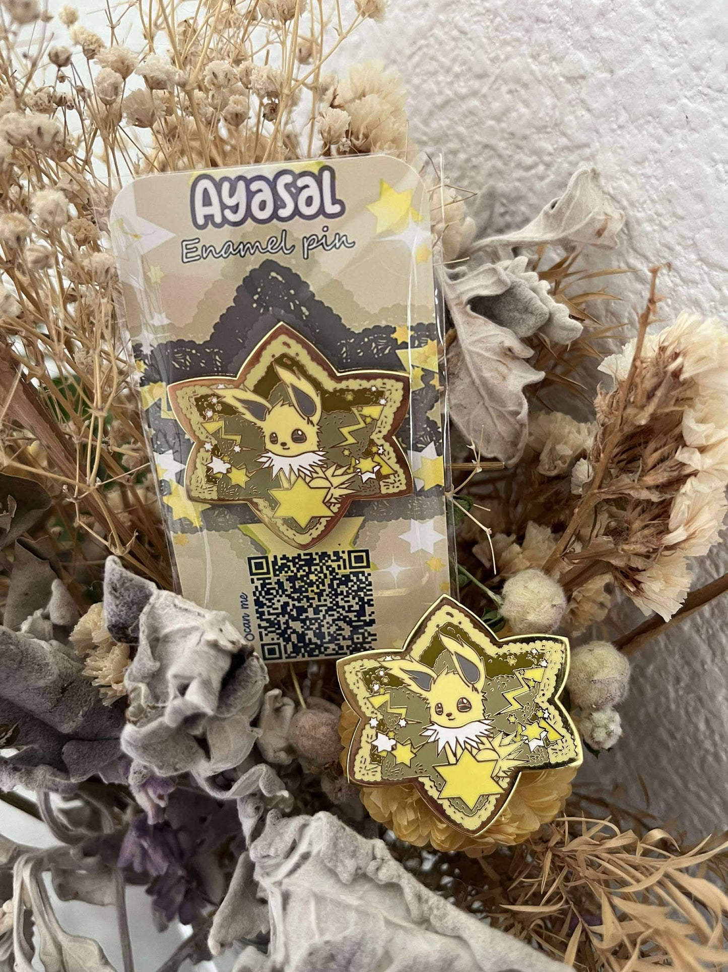 Jolteon Hard Enamel Pin  Eeveelutions  "Lace & Flowers" Collection