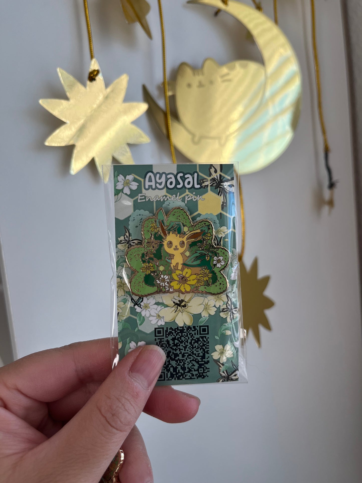 Leafeon Hard Enamel Pin  Eeveelutions  "Lace & Flowers" Collection